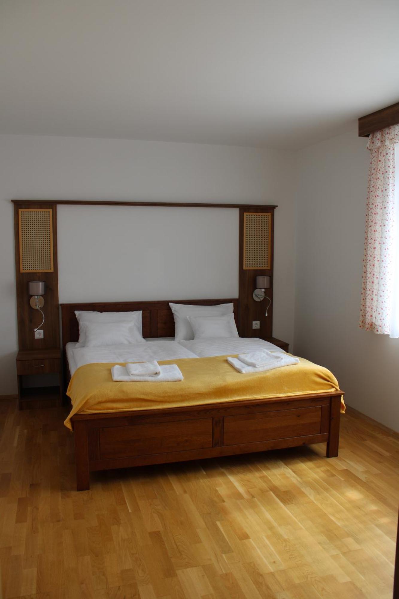 Mara Apartman Buek Екстер'єр фото