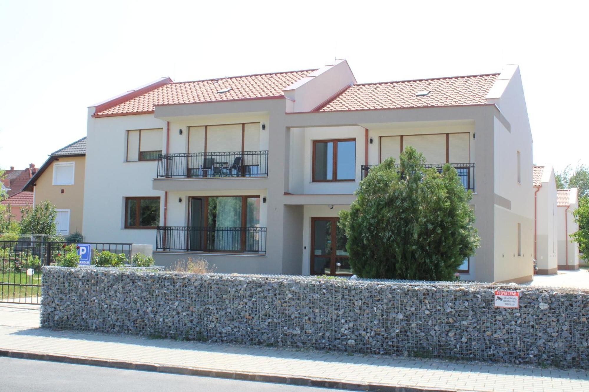 Mara Apartman Buek Екстер'єр фото