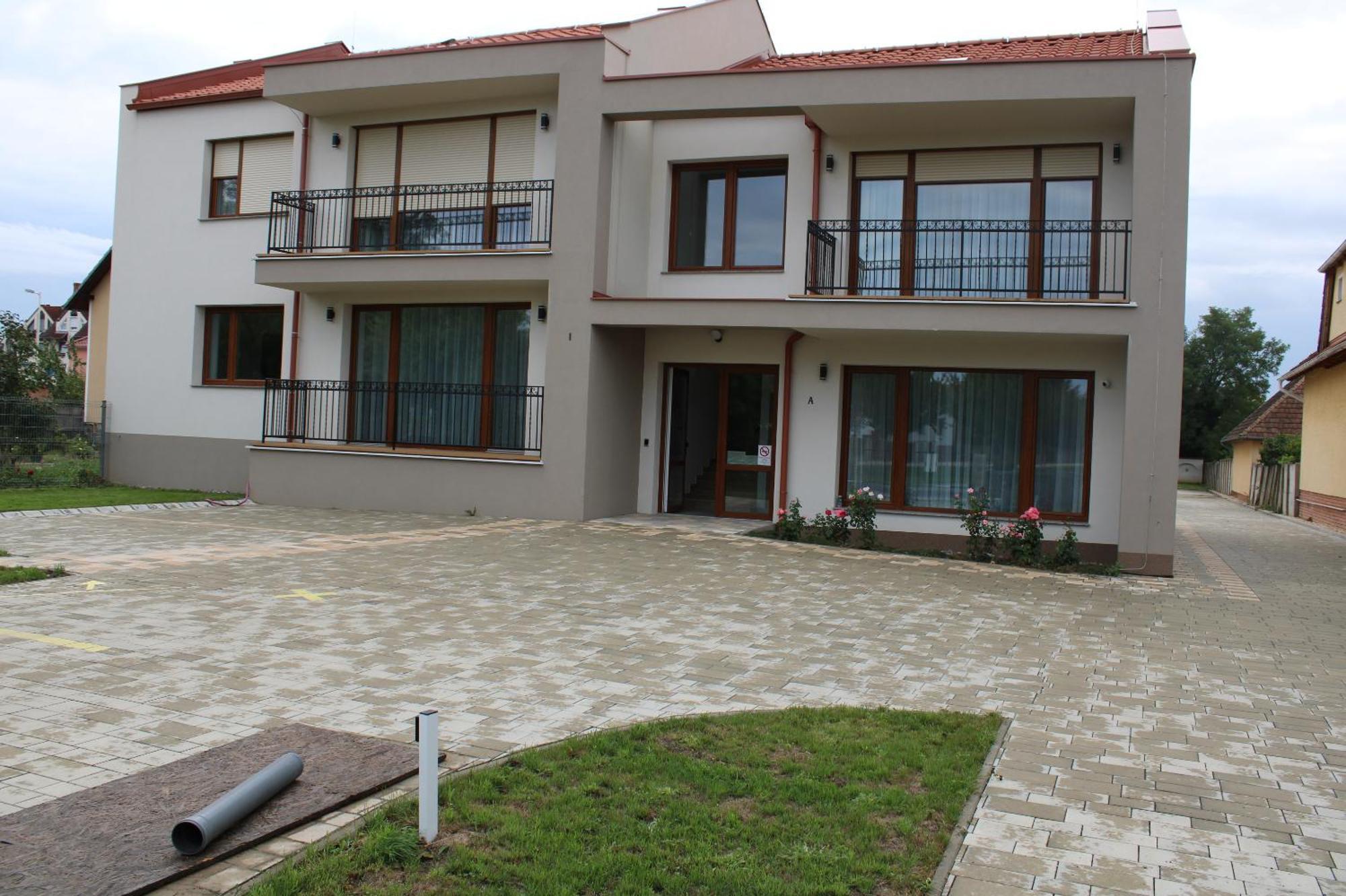 Mara Apartman Buek Екстер'єр фото